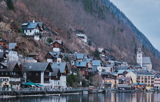  连续亏损压力增大，康惠股份处置闲置设备寻求转机；市场机遇助力溢价成交。 股票财经