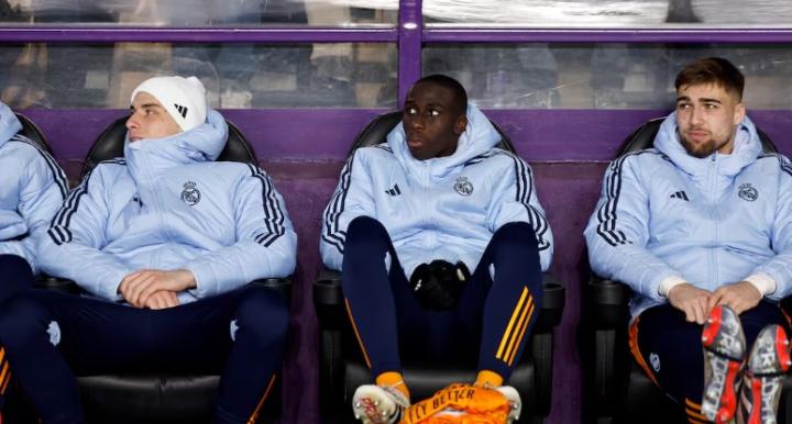  门迪的皇马岁月，伤病缠身却难掩光芒；周末首发或成命运转折点 体育新闻 门迪的皇马岁月，伤病缠身却难掩光芒；周末首发或成命运转折点 体育新闻