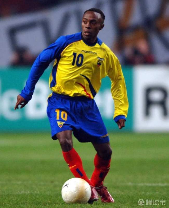  职业暮色的幻灭：当昔日绿茵偶像跌入犯罪泥潭 体育新闻