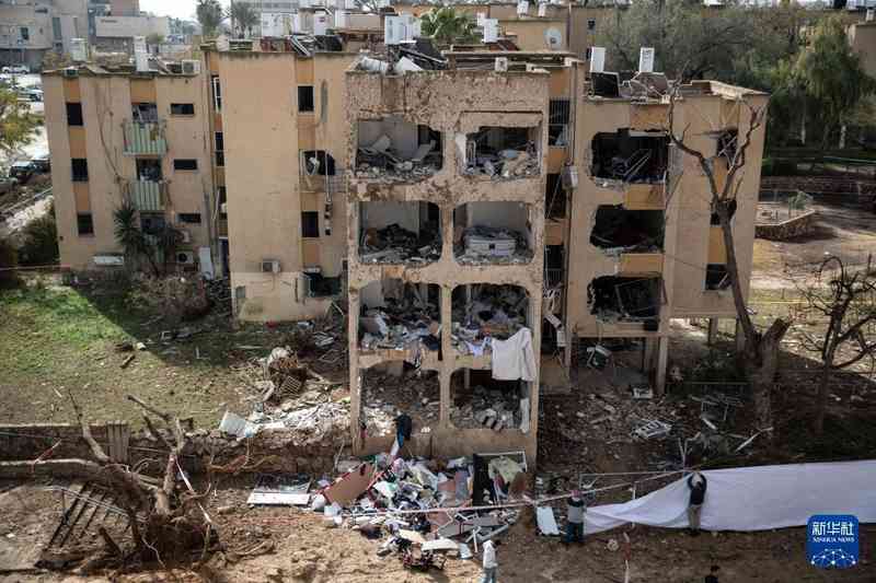  特拉维夫的那个清晨：一座城市如何在导弹警报中惊醒 新闻