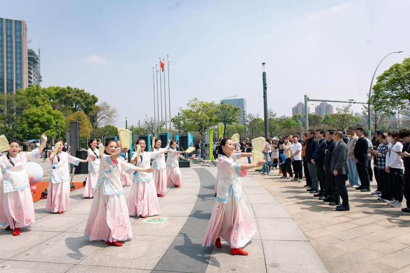  全域联动视角下彭浦镇潮流运动会深度复盘：「文商旅体展」融合模式的底层逻辑与实践路径 体育新闻