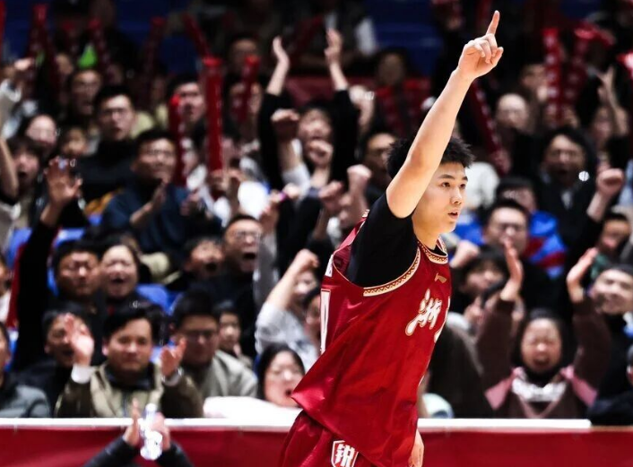  【技术深度】浙江领先14分遭逆转：关键战术失误与执行力差距全解析 体育新闻