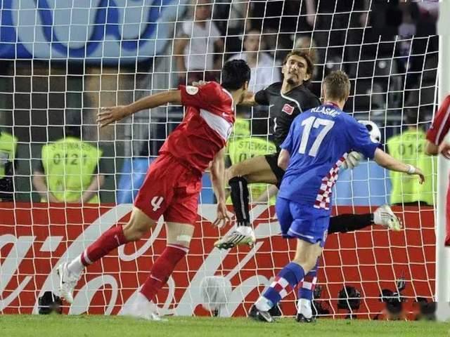  从绿茵到病床：克拉什尼奇事件中的医学盲区与职业足球的代价 体育新闻